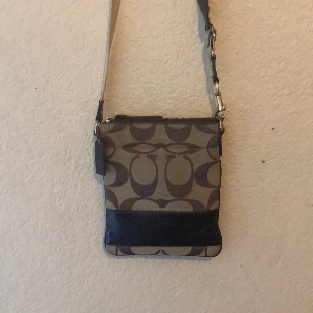 Couch purse